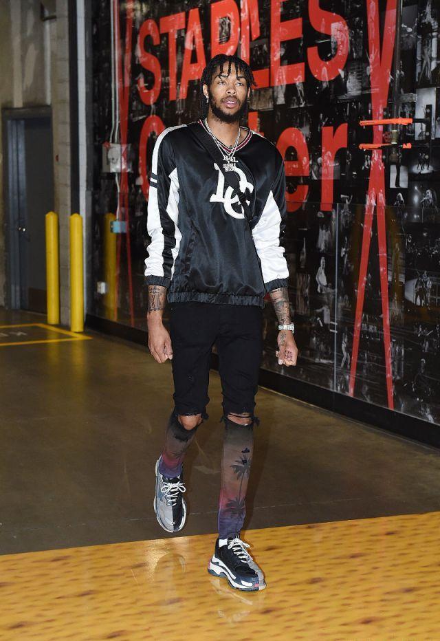 会上场吗？阿方索-戴维斯时隔262天进入拜仁的比赛大名单（阿方索-戴维斯阔别262天重回拜仁大名单：能否登场成看点）