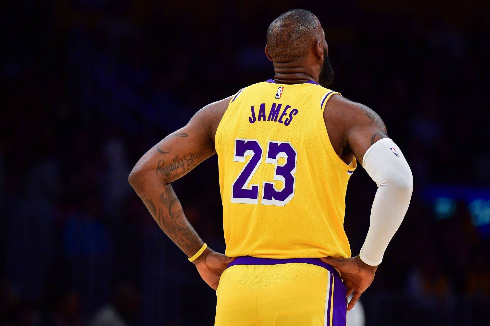 布冯：意大利唯一缺点是偶尔“短路”；无欧战踢是米兰的优势（布冯：意大利唯一瑕疵是偶尔短路，无欧战反成米兰利好）