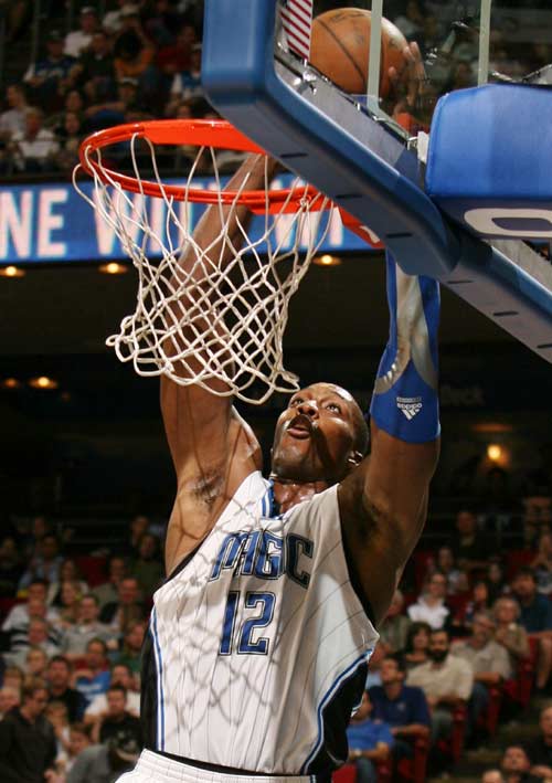 记者：西海岸下周二在杭州集结，杭州备战期间要踢一场热身赛（记者：西海岸队下周二赴杭集结，驻杭备战期间将进行一场热身赛）