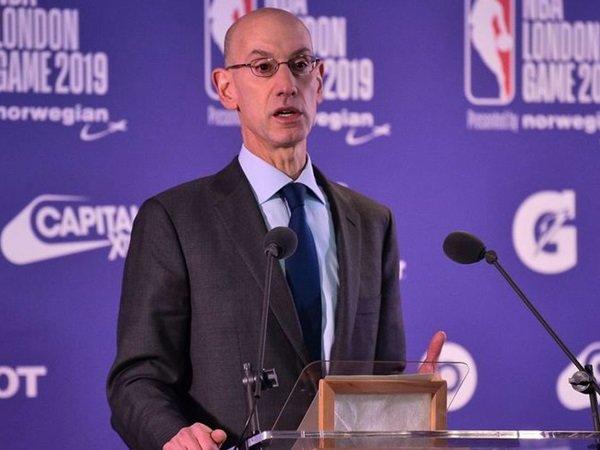 记者：苏亚雷斯决定与迈阿密国际续约一年（记者称苏亚雷斯将与迈阿密国际再续一年）