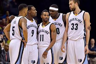 希克：我认为扎卡离队是最大的损失，他是球队最重要的球员（希克：扎卡的离开是球队最大损失，他是我们的核心球员）